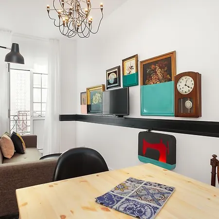 Chic & Cozy Studio Apartment